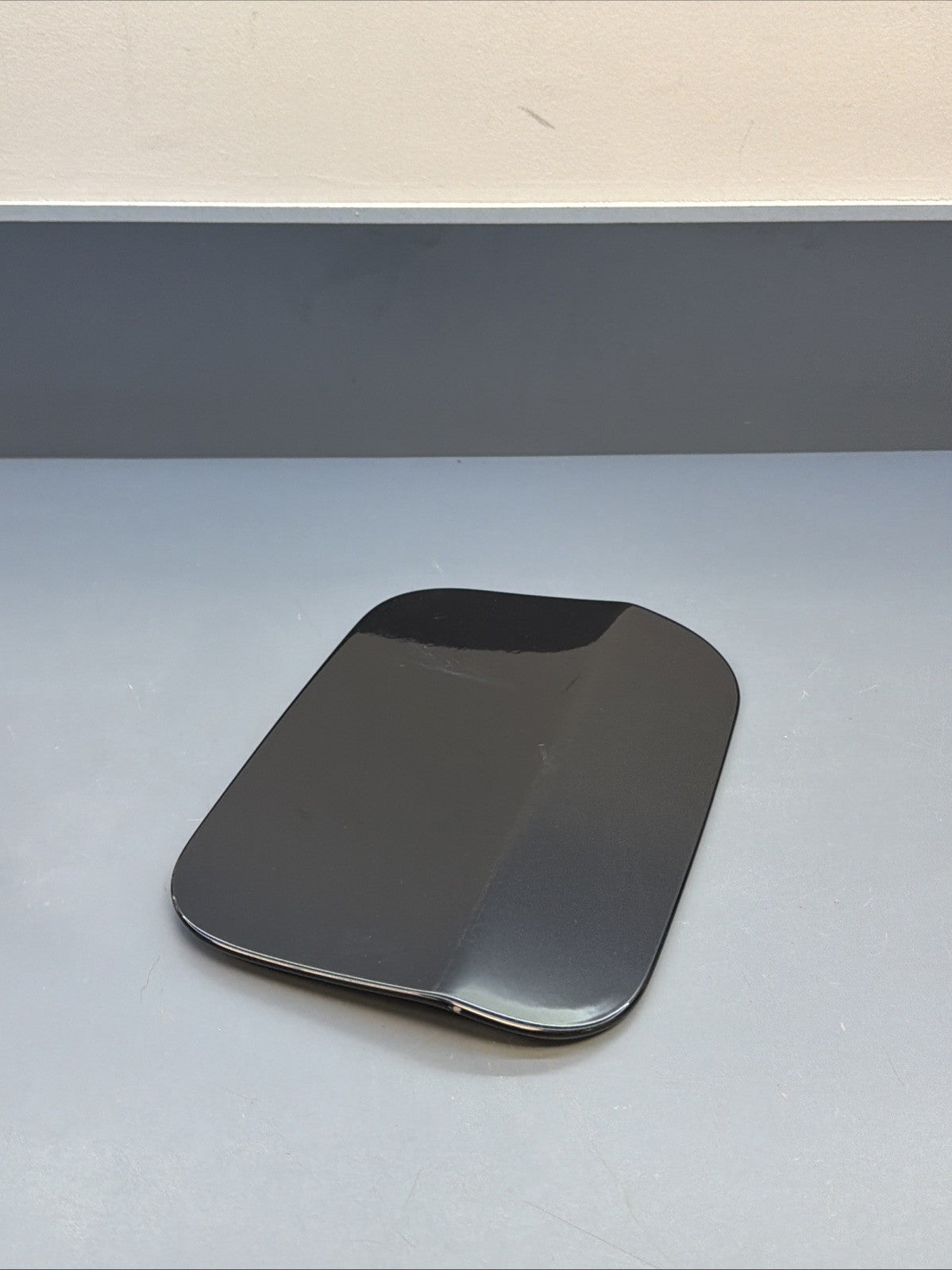 04-10 BMW E60 530i Exterior Fuel Gas Filler Door Lid Cover BLACK