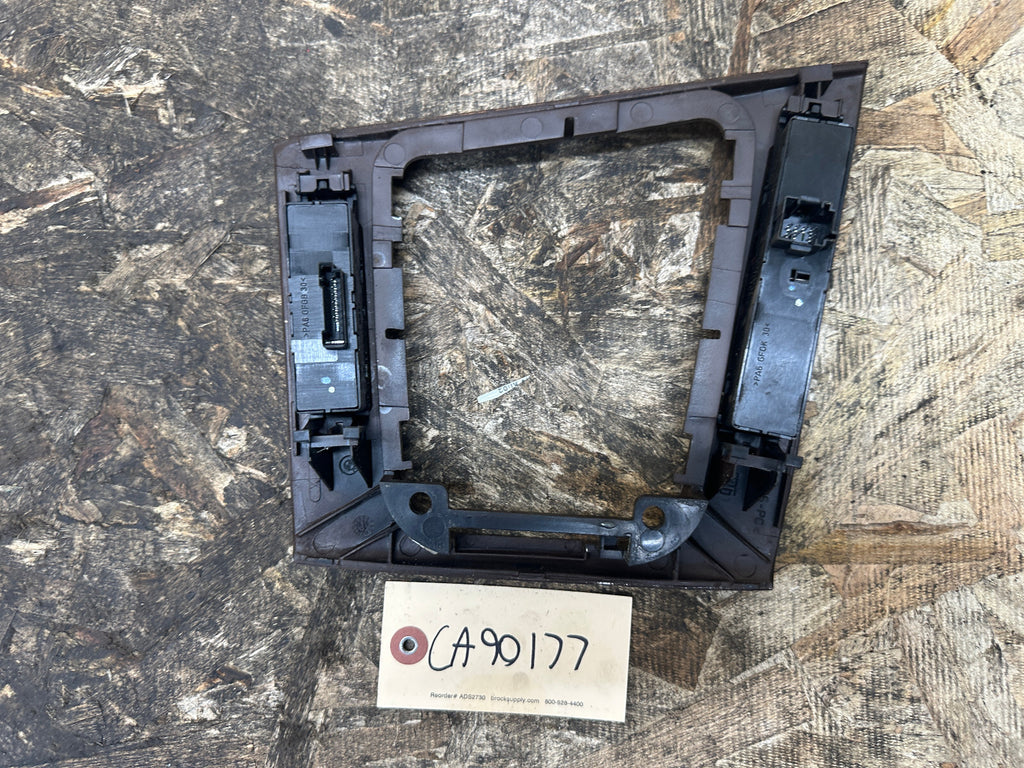 BMW 97-06 E46 3 SERIES CENTER CONSOLE WOOD WINDOW SWITCH TRIM OEM 61090200