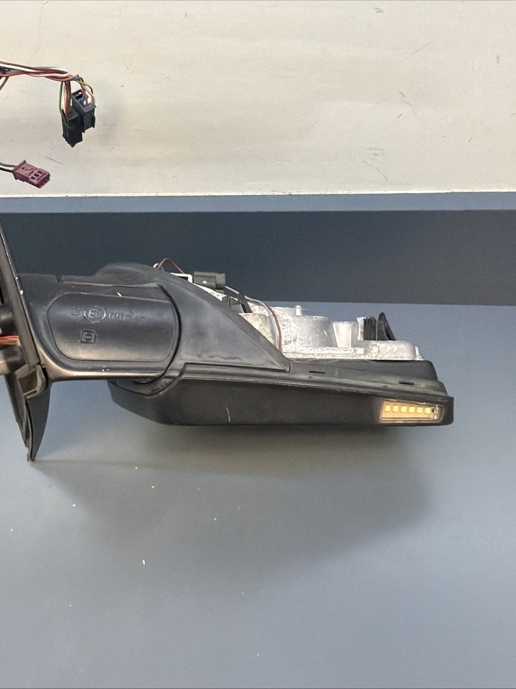 2006-2010 BMW 528I 535I 525I E60 LEFT DRIVER SIDE BLACK POWER DOOR MIRROR OEM