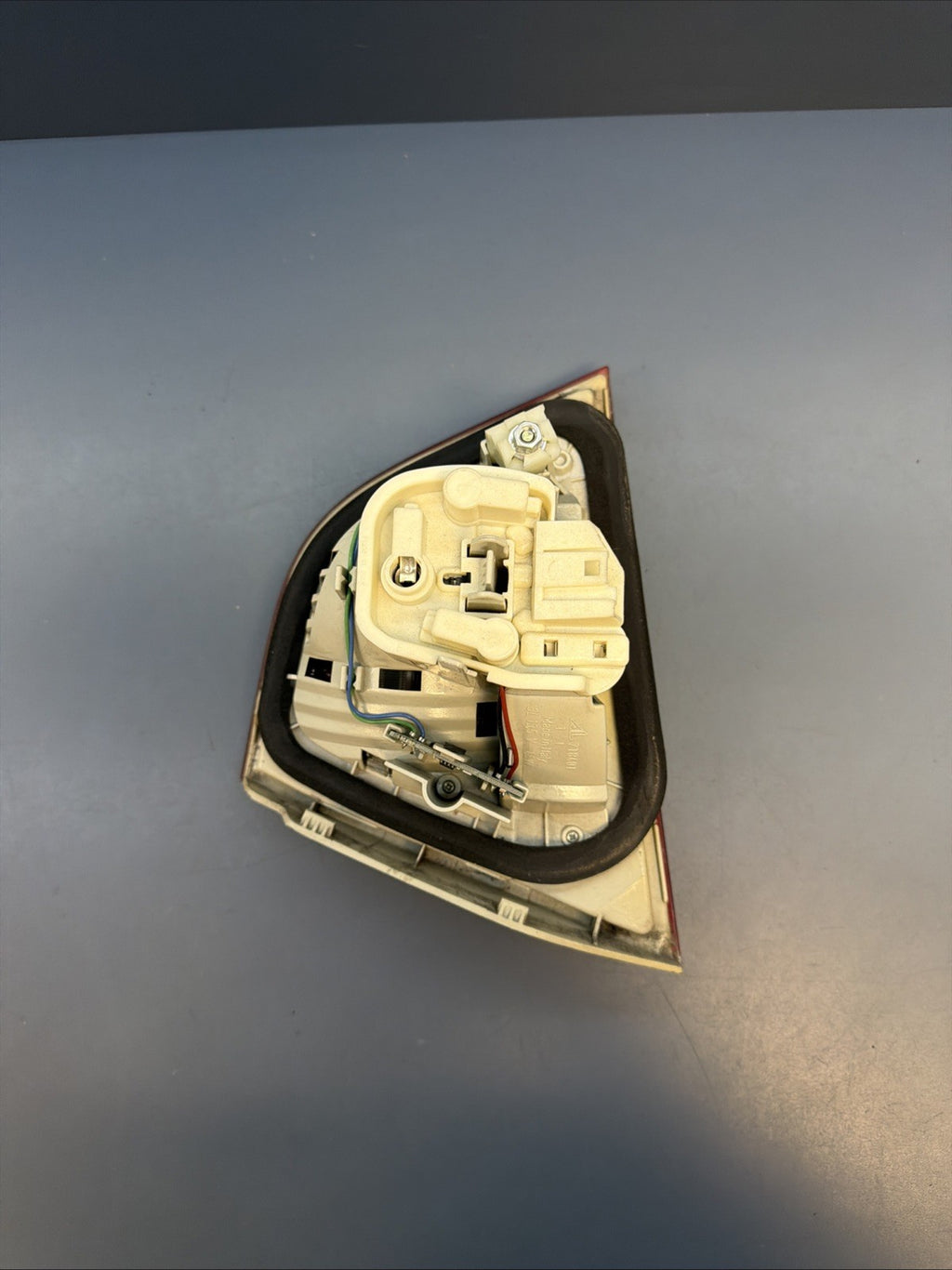 09-11 BMW E90 328i 335d Sedan Left Driver Trunk Taillight Light 4871733 OEM