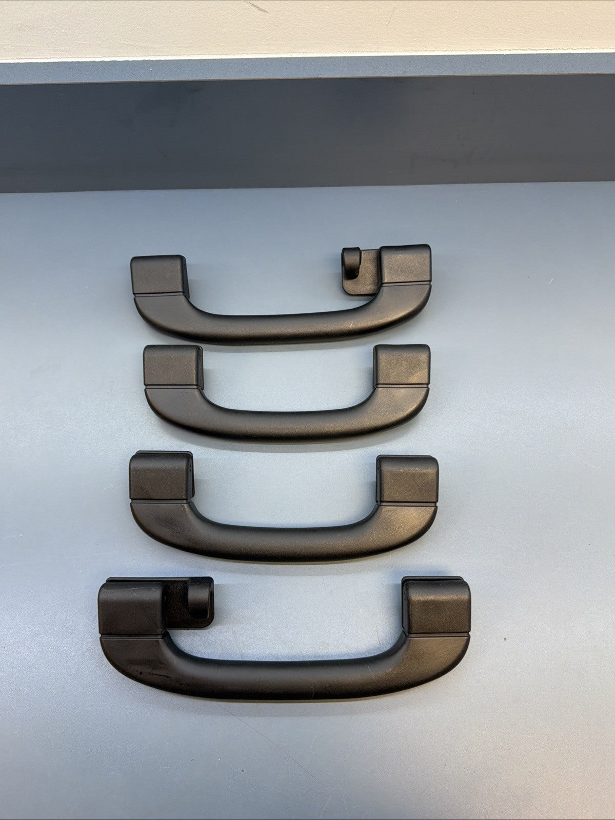 2013 BMW X1 E84 INTERIOR ROOF GRAB HANDLES SET OF 4 9143530