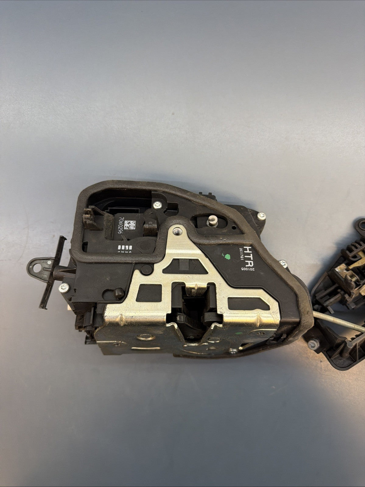 2007-15 BMW 325i 328i E90 Rear Right Passenger Side Door Latch Lock 7060296 OEM