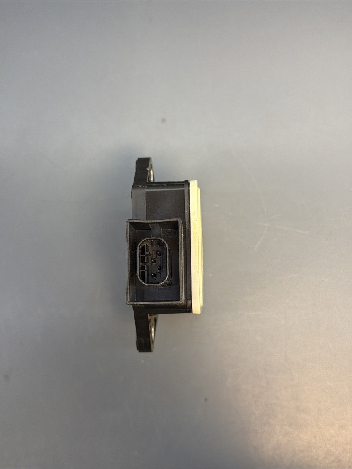 2007 -2010 Fits Bmw E60 E61 E70 E90 E91 E92 E64 E63 Yaw Turn Rate Sensor 6782370