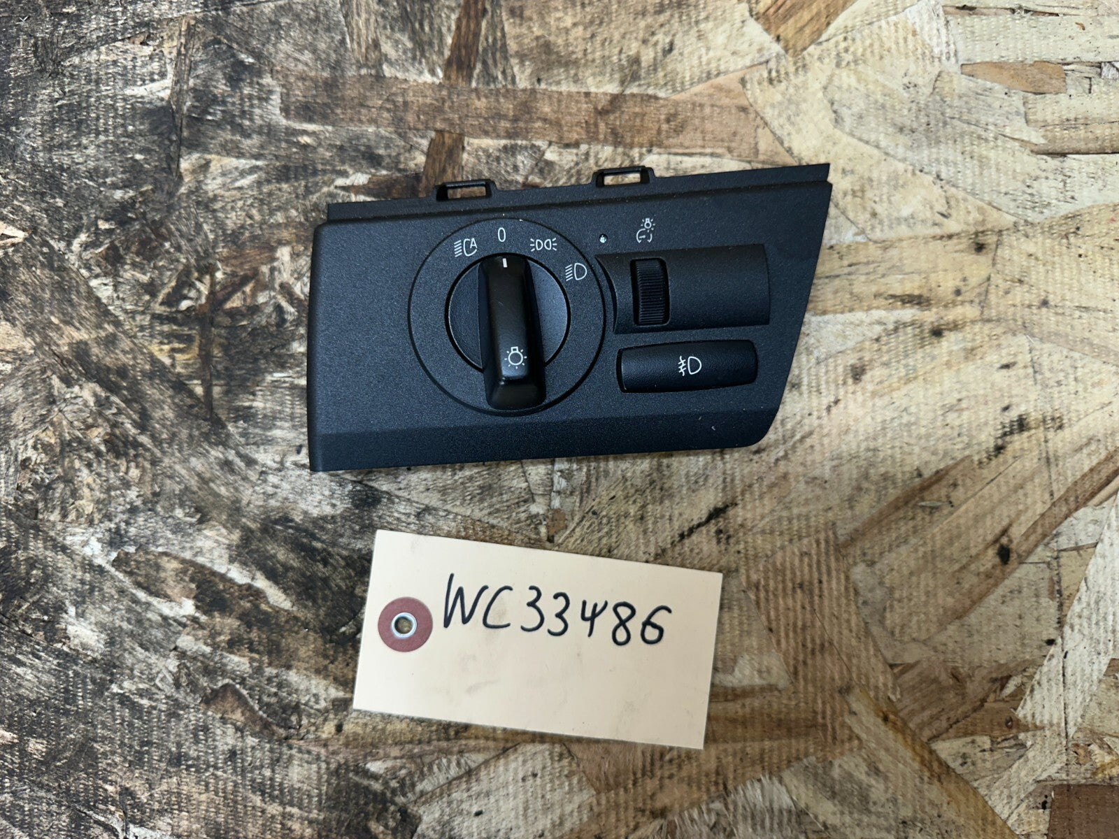 BMW 2003-2010 E83 X3 BLACK HEADLIGHT FOG LIGHT SWITCH PANEL OEM 3405708