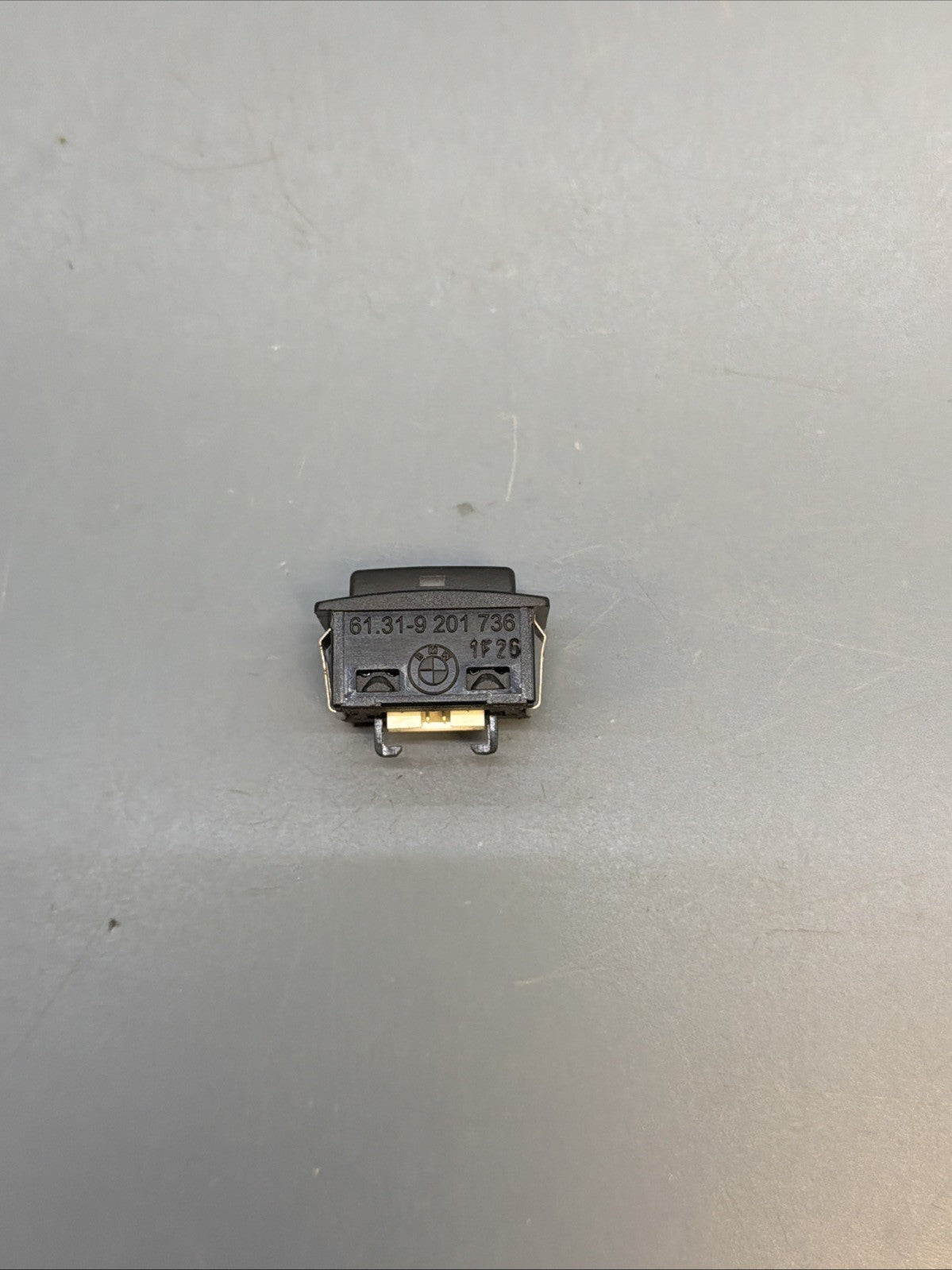 Genuine BMW X3 X4 F25 F26 F80 M3 F30 M4 Steering Wheel Heater Button 61319201736