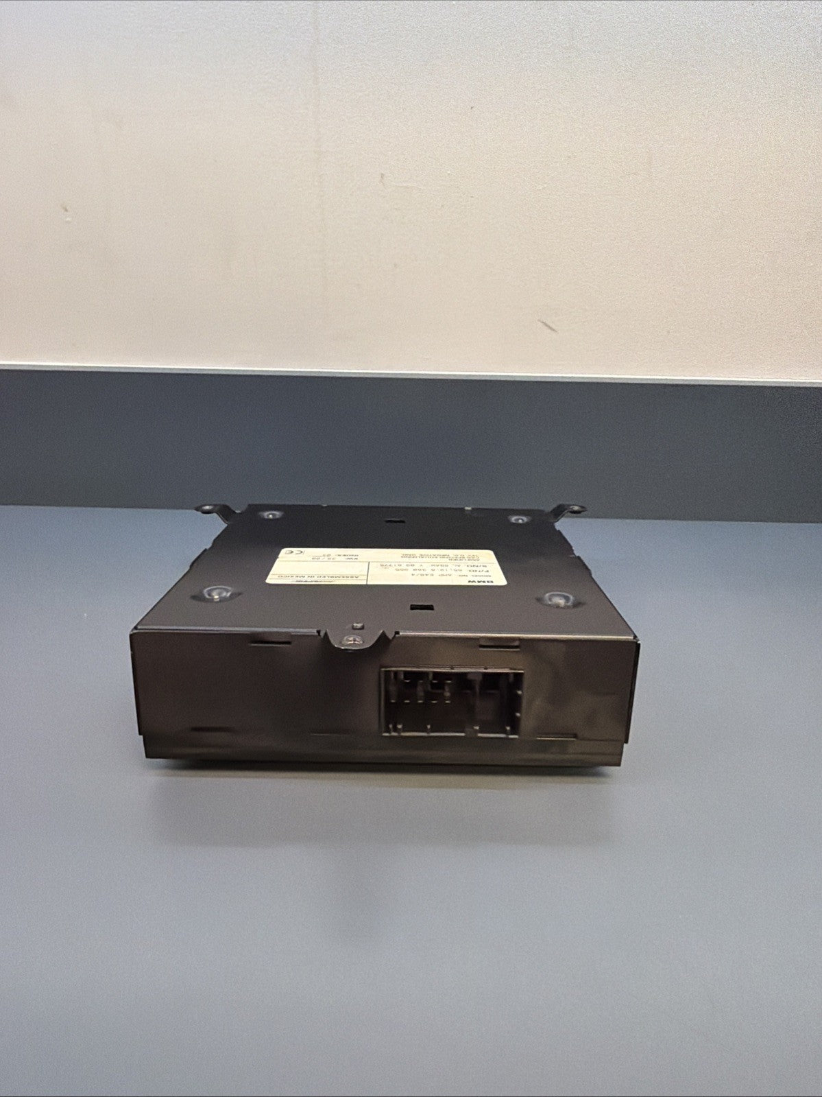 1999 - 2004 OEM BMW 325I AUDIO STEREO RADIO AMP Amplifier 8380955
