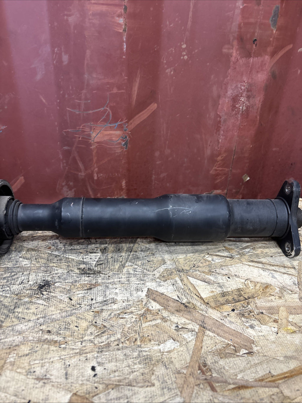 OEM Rear Drive Shaft Prop Drive Shaft For BMW 3 SERIES E90 2610 7573482 AWD