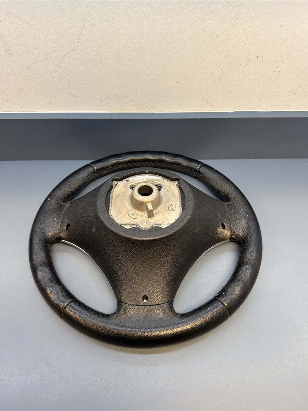 07-11 OEM BMW E82 E90 E92 E93 X1 328 335 Sport Leather Steering Wheel 6772147