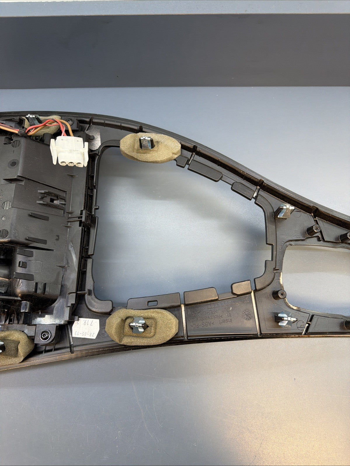 06-13 BMW E90 E92 330d 335i Centre Console Trim Ashtray 7078571 OEM IDRIVE