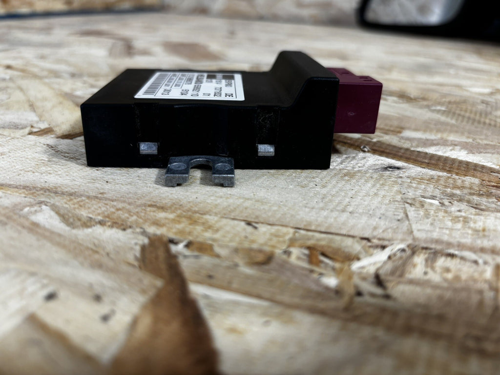 BMW 3 4 Series F30 F31 F32 F33 F34 F36  FUEL PUMP CONTROL UNIT 11-15 OEM  11-15