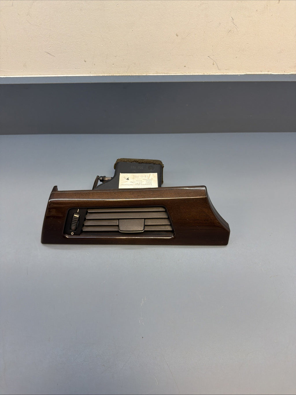 06-13 OEM BMW E90 E92 E93 335 328 M3 Left Driver Side Dashboard Air Vent 9130459