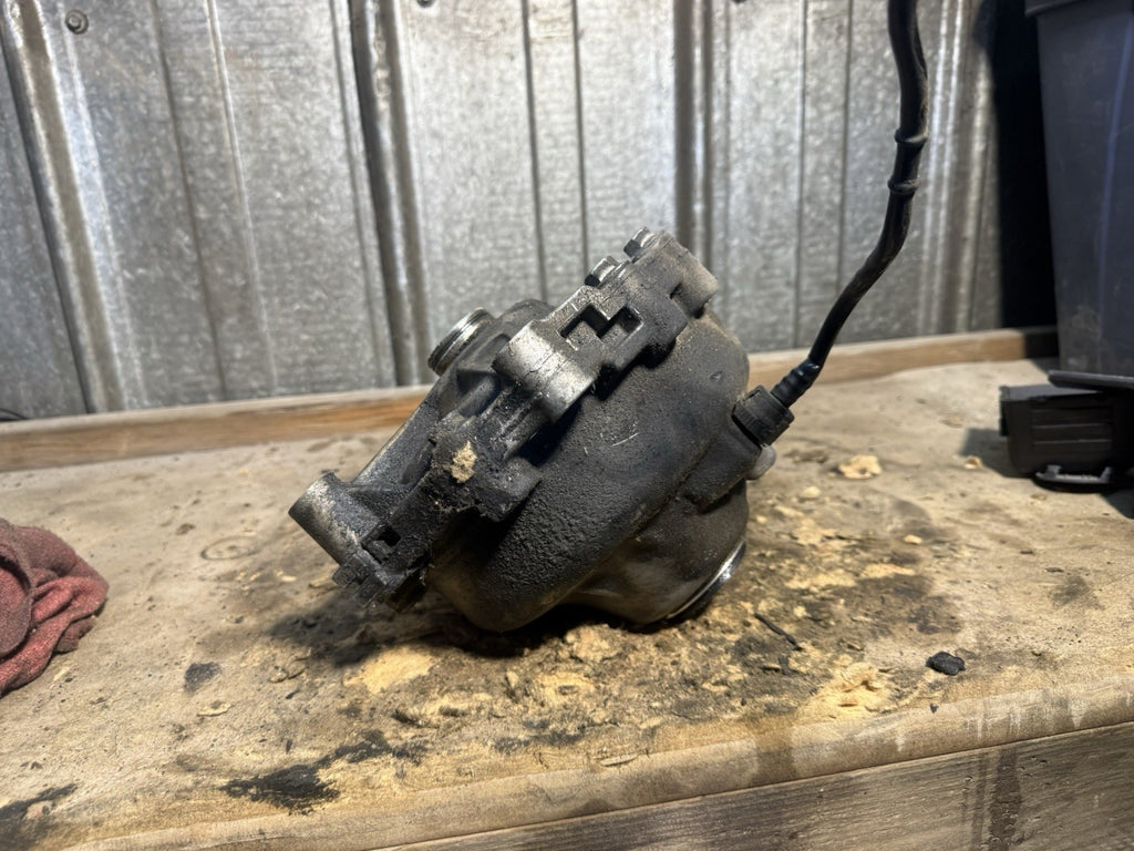 2007-2010 BMW X5 3.0 Front Differential Carrier 4.44 Ratio 31507552532 OEM