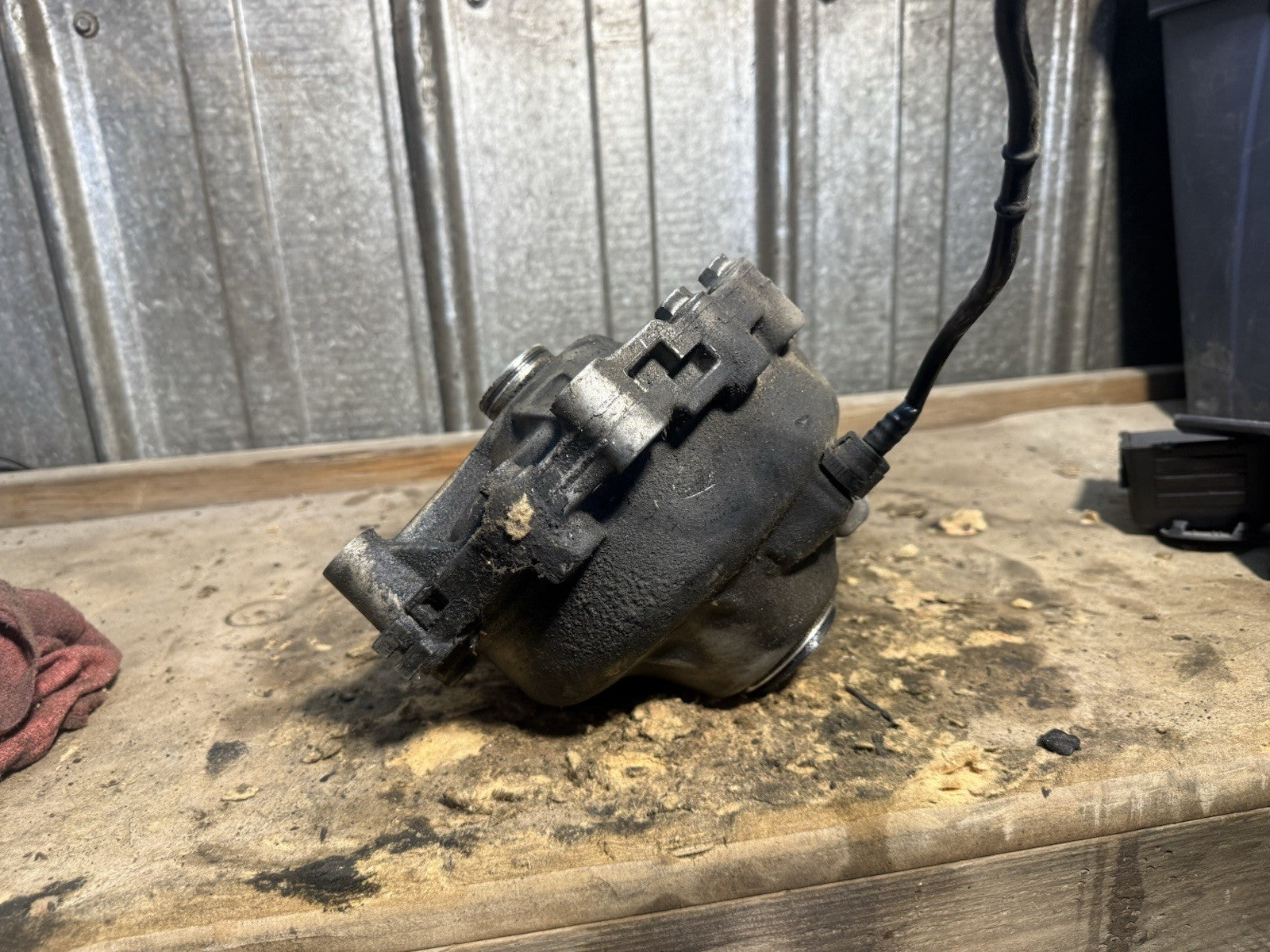 2007-2010 BMW X5 3.0 Front Differential Carrier 4.44 Ratio 31507552532 OEM