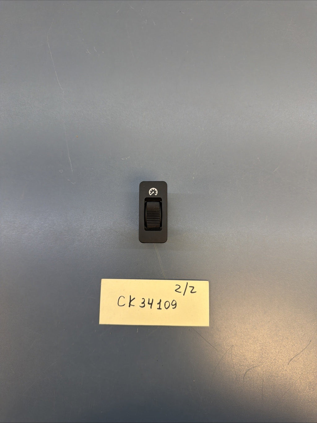 95-03 BMW E39 530i 540i M5 Dash Clock Light Dimmer Unit 61318360461 OEM