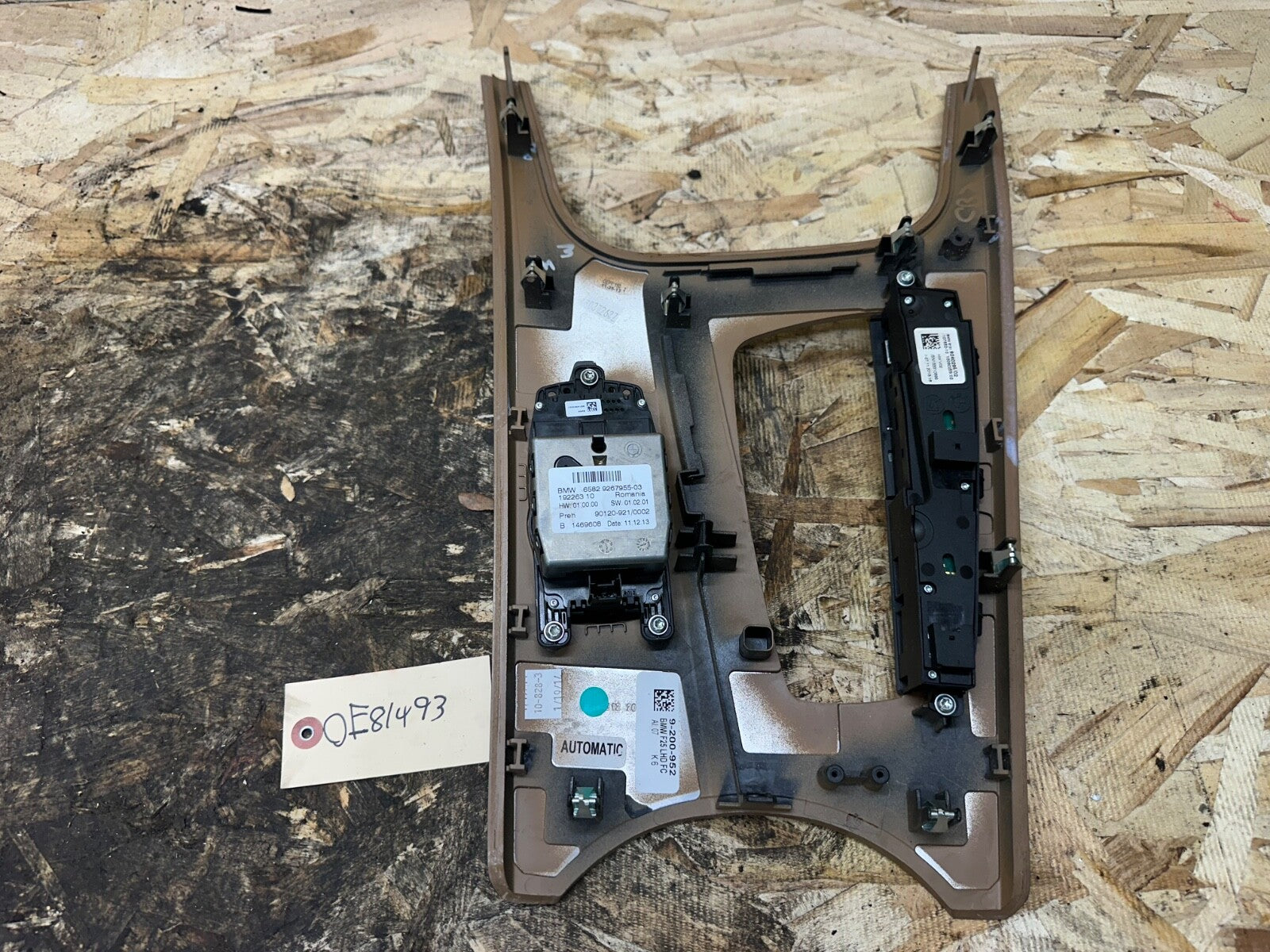 BMW 2011-2019 F25 X3 CENTER CONSOLE SHIFTER TRIM AND SWITCHES OEM 9200952