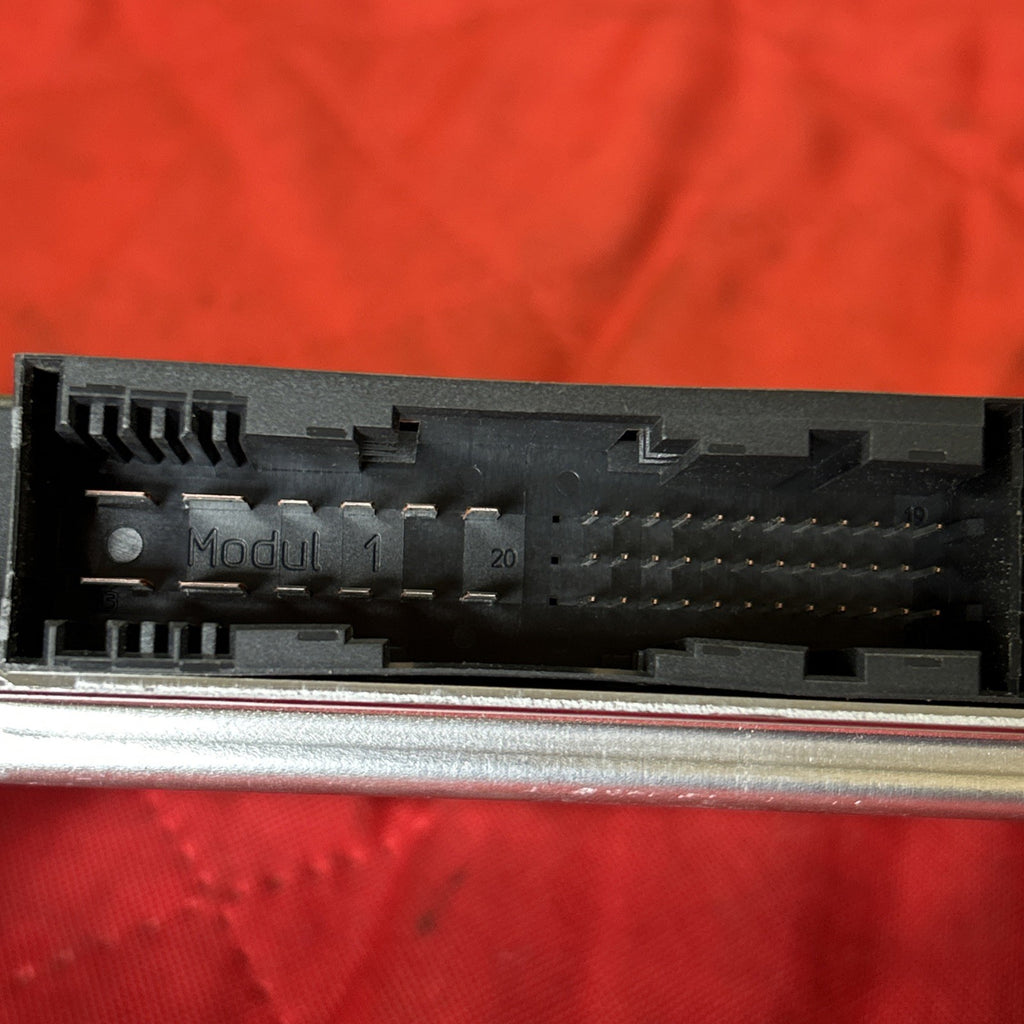 2007-09 BMW 3-Series E90 Xenon Headlight Footwell Control Module 6135 9166711