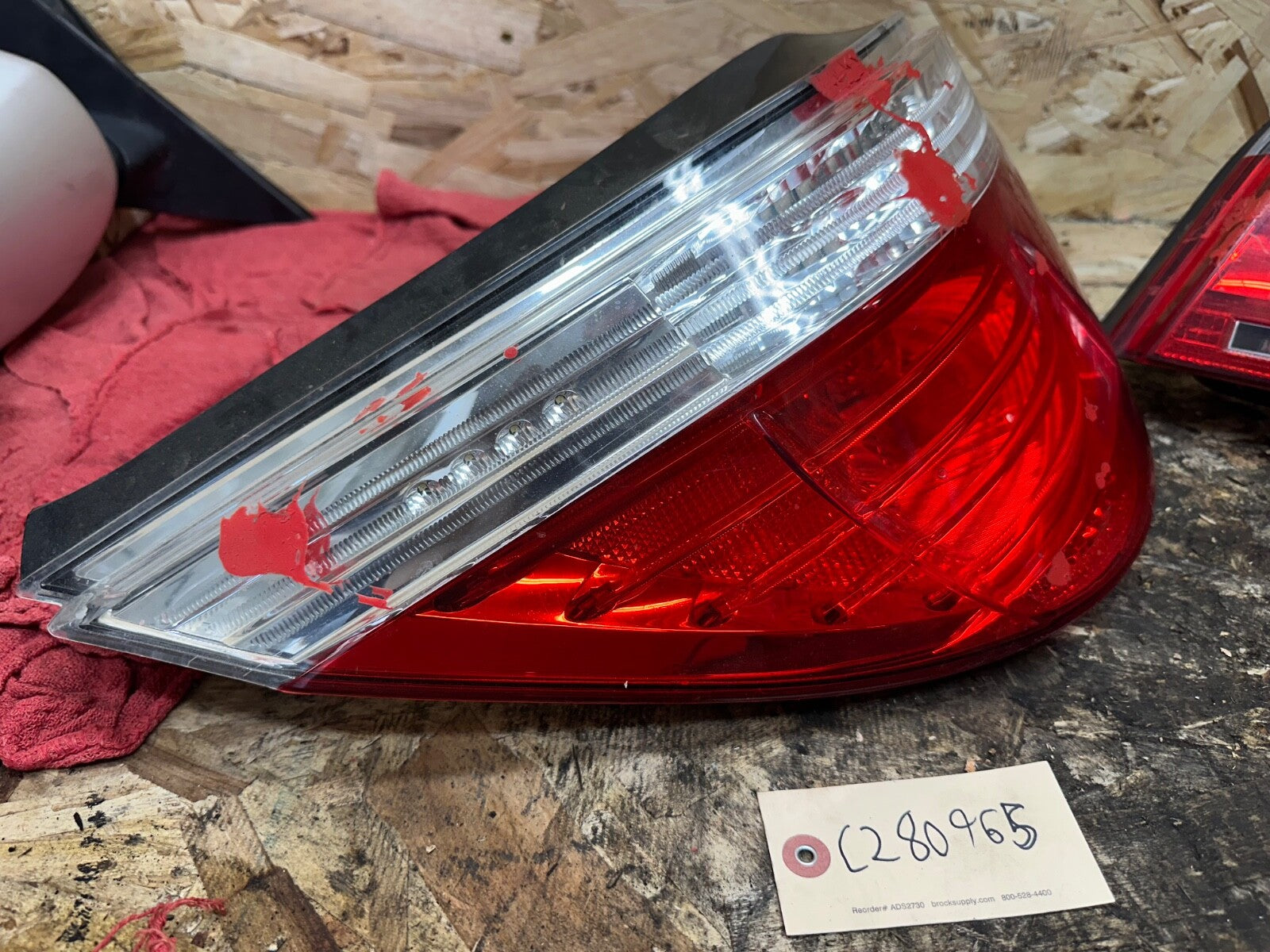 BMW 2008/2010 E60 LCI REAR TAIL LIGHT SET OEM BMW 7180516 AND 7180515