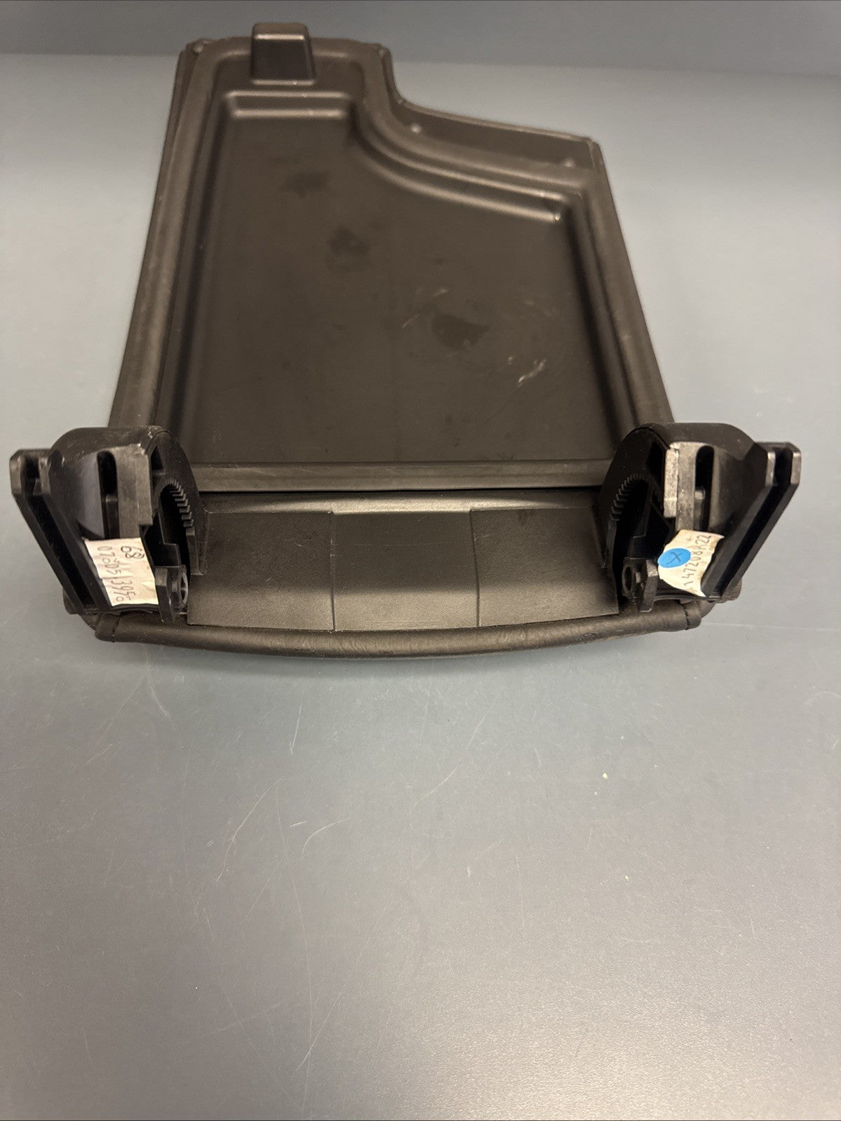 6-13 OEM BMW E90 E92 E93 335 Center Console Armrest Tray BLACK Leather Dakota