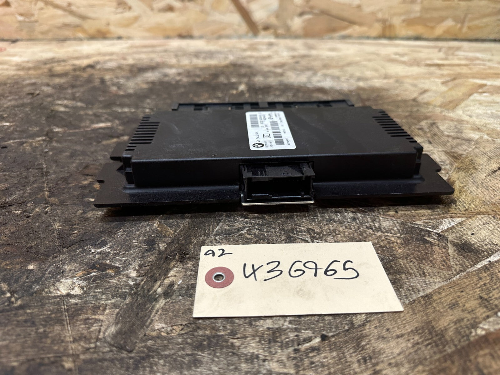 BMW 2006-2012 E90 3 SERIES FOOTWELL LIGHT CONTROL MODULE OEM 9204540