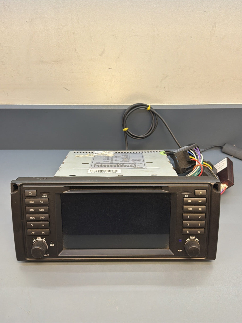 FOR 97-00 BMW E39/E46 AFTERMARKET HEAD UNIT DISPLAY EONON GA9449-UE0099