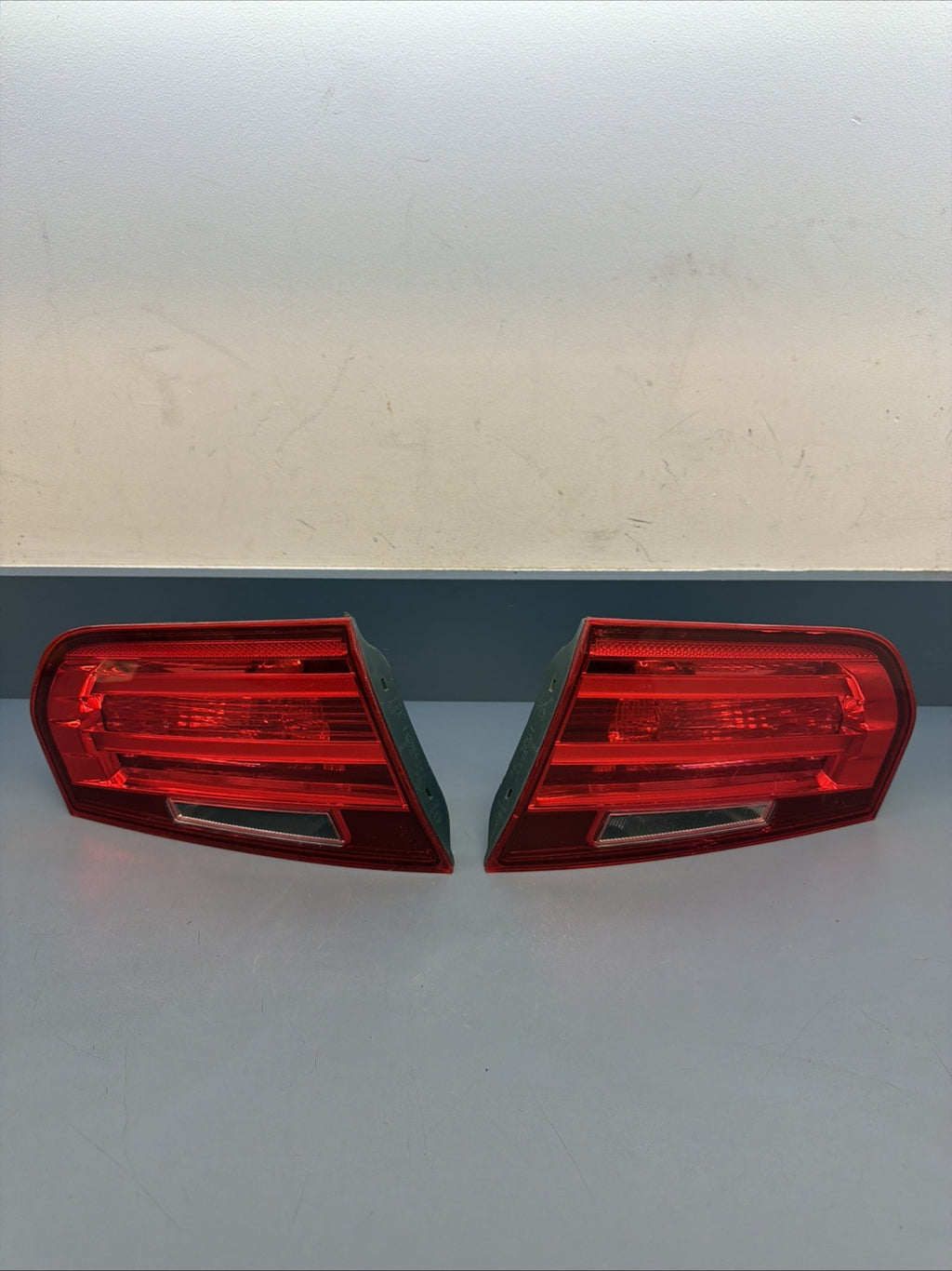 12-15 BMW F30 328I 335I RIGHT + LEFT SIDE INNER TAIL LIGHT PAIR 7371112 7371111