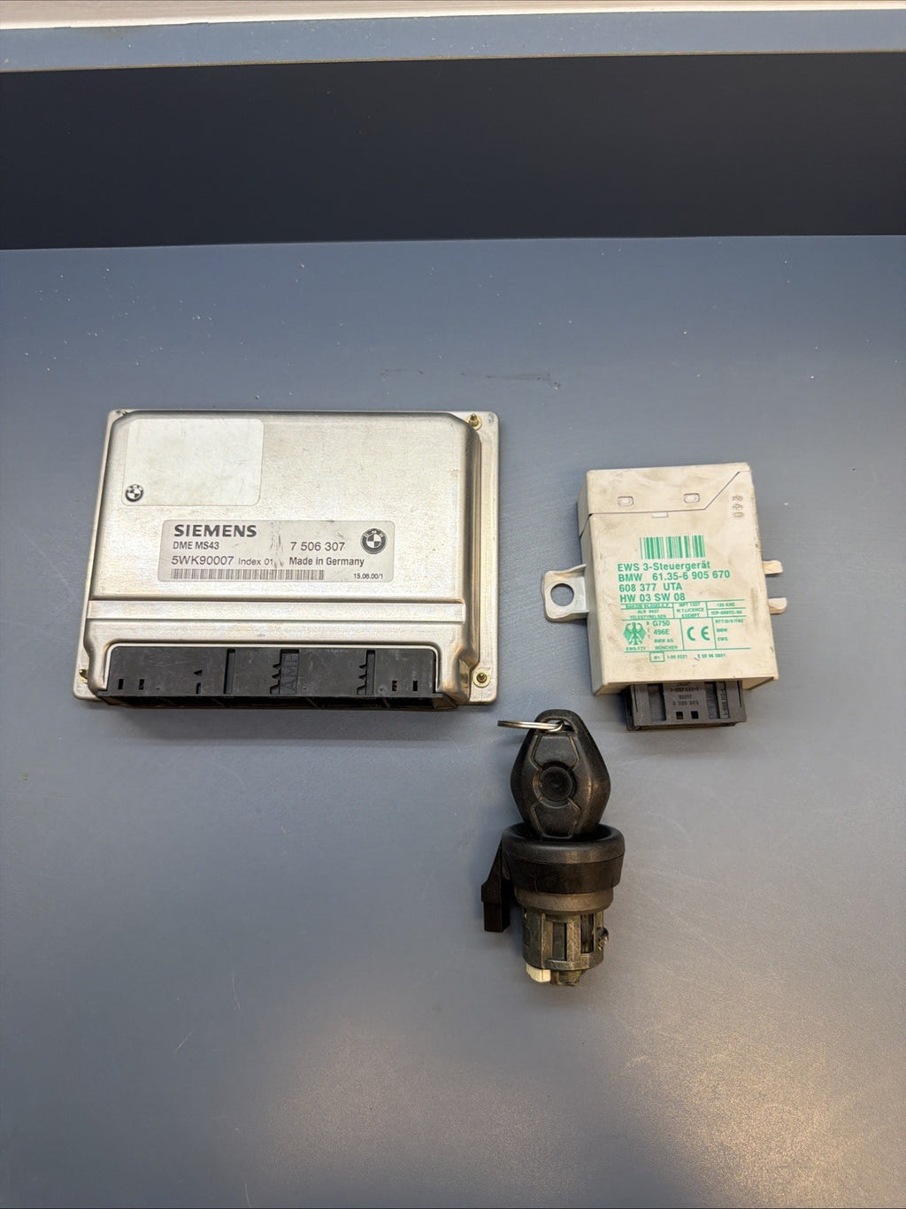 00-06 BMW E46 3/5 Series Z3 M54 Engine DME ECU Ignition Control Compute 7506307