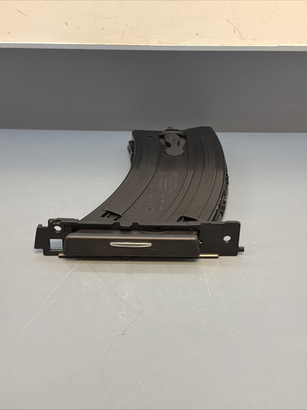 2006-2013 BMW 328i 330i 335i M3 Left Driver Cup Holder OEM 7127406 BLACK