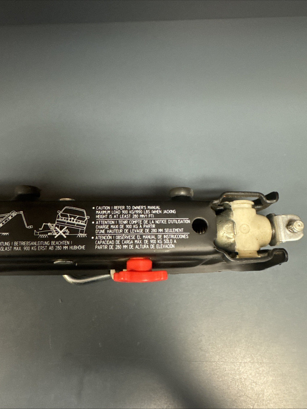 01-06 OEM BMW E46 325 330 M3 Emergency Spare Wheel Jack 6767944