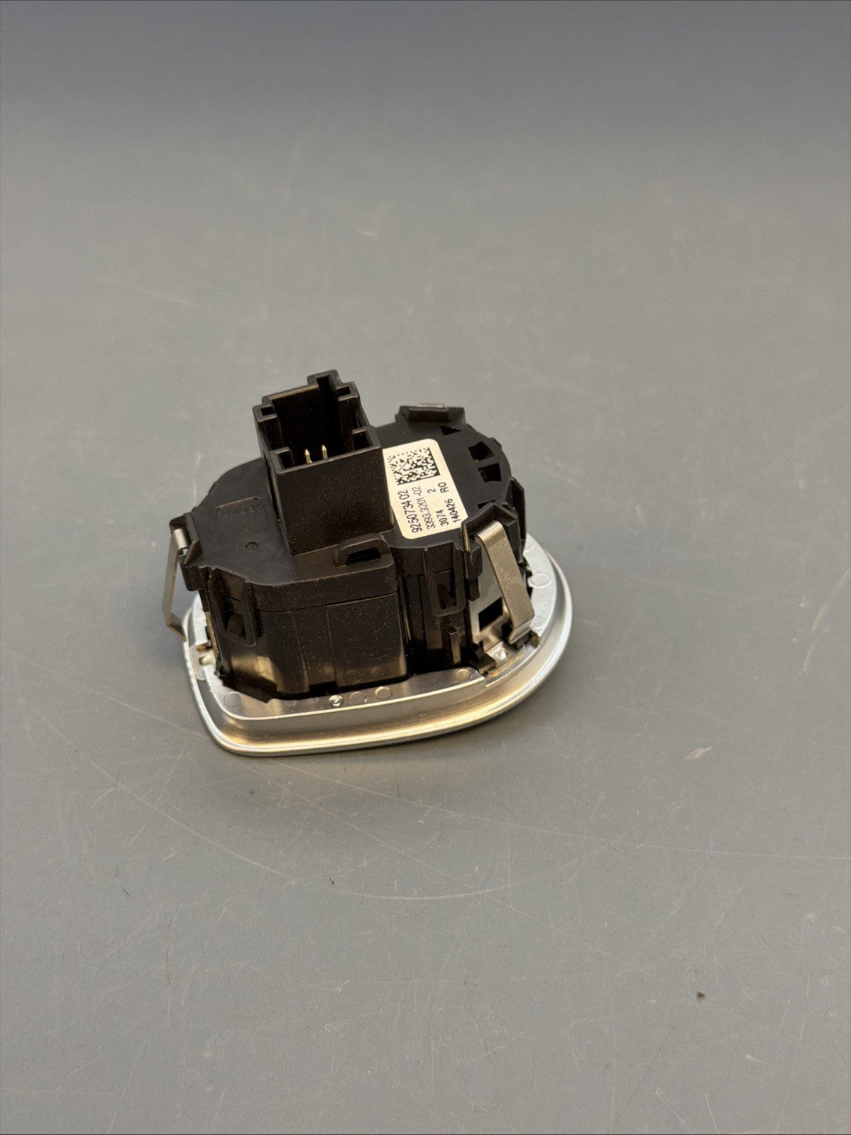BMW 1 2 3 4 Series F23 F30 F82 F32 F36 START/STOP Engine Button 9250734 OEM