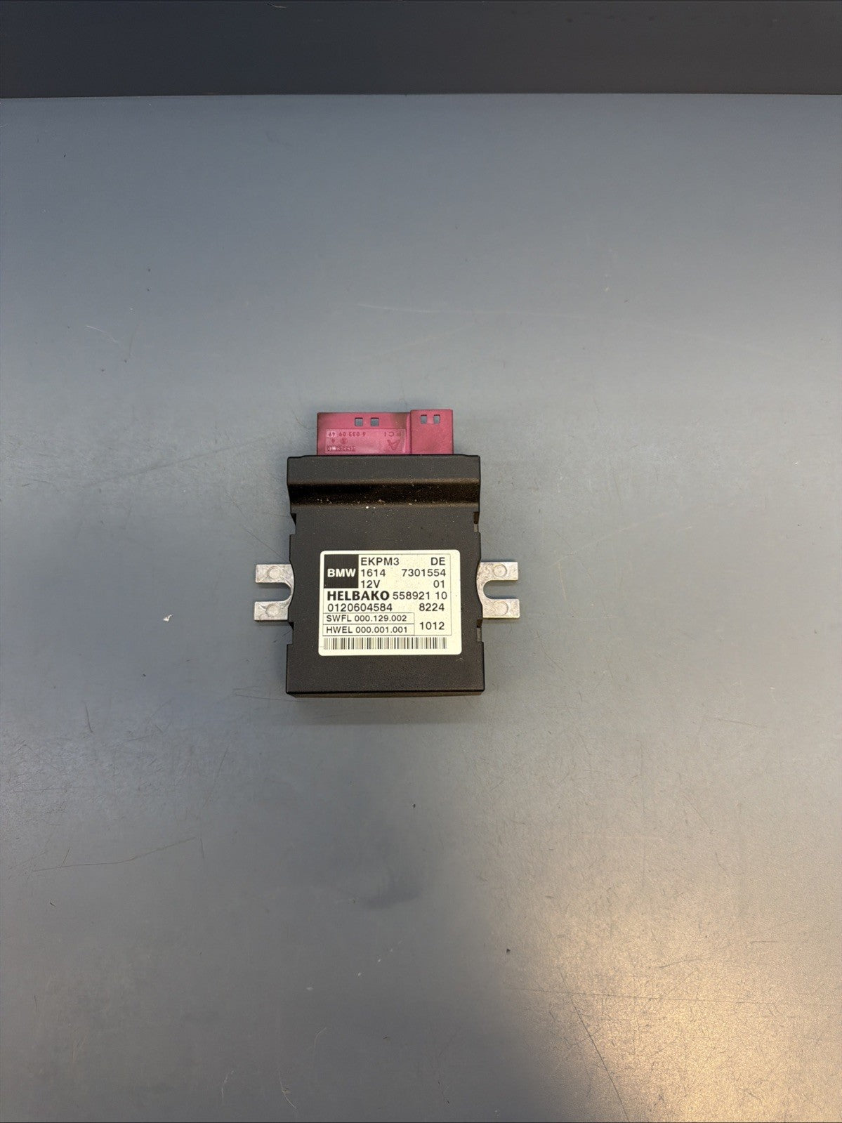 BMW 3 SERIES F30 F20 F21 F22 FUEL PUMP CONTROL UNIT NEW 11-17 OEM 16147426095