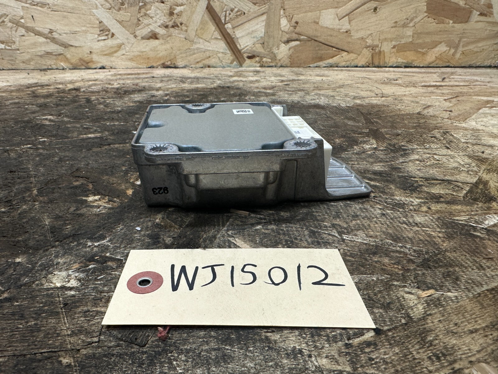 BMW 2003-2010 E83 X3 CENTER CRASH SENSOR SRS MODULE OEM 3453791