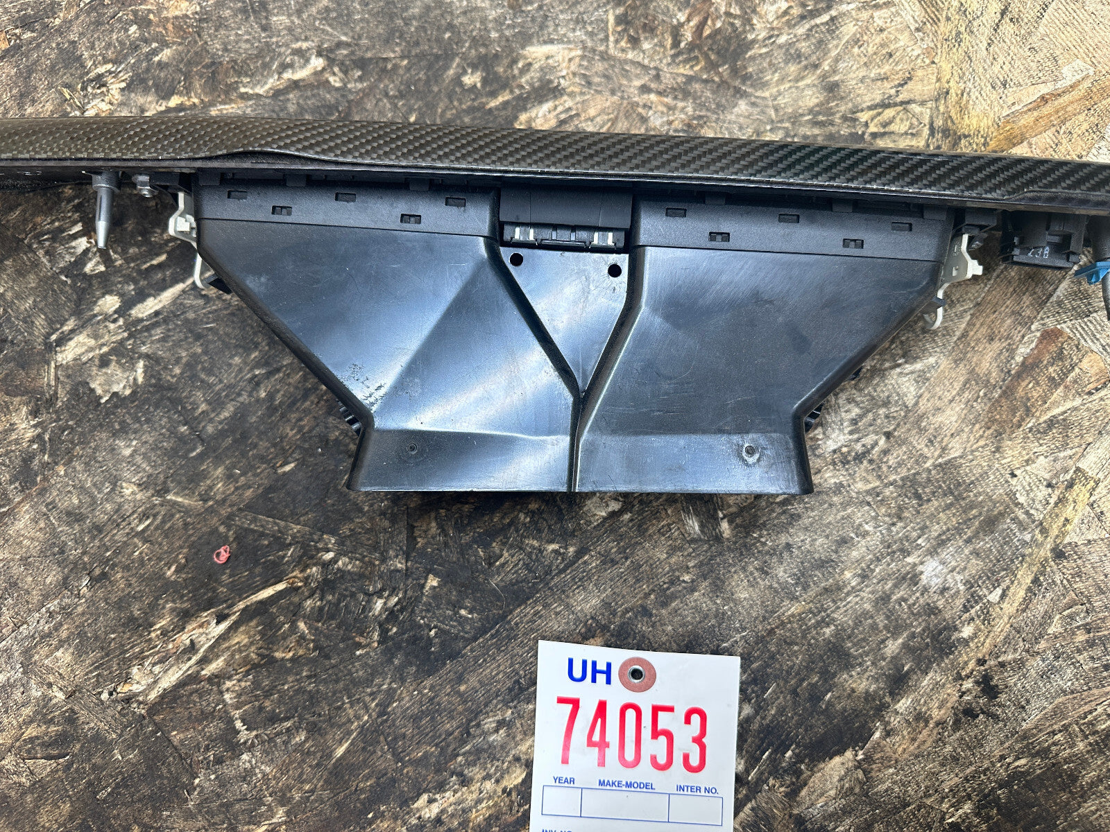 BMW 2008-2013 E90 3 SERIES RIGHT DASH VENT TRIM WOODGRAIN W CARBON WRAP 7132851