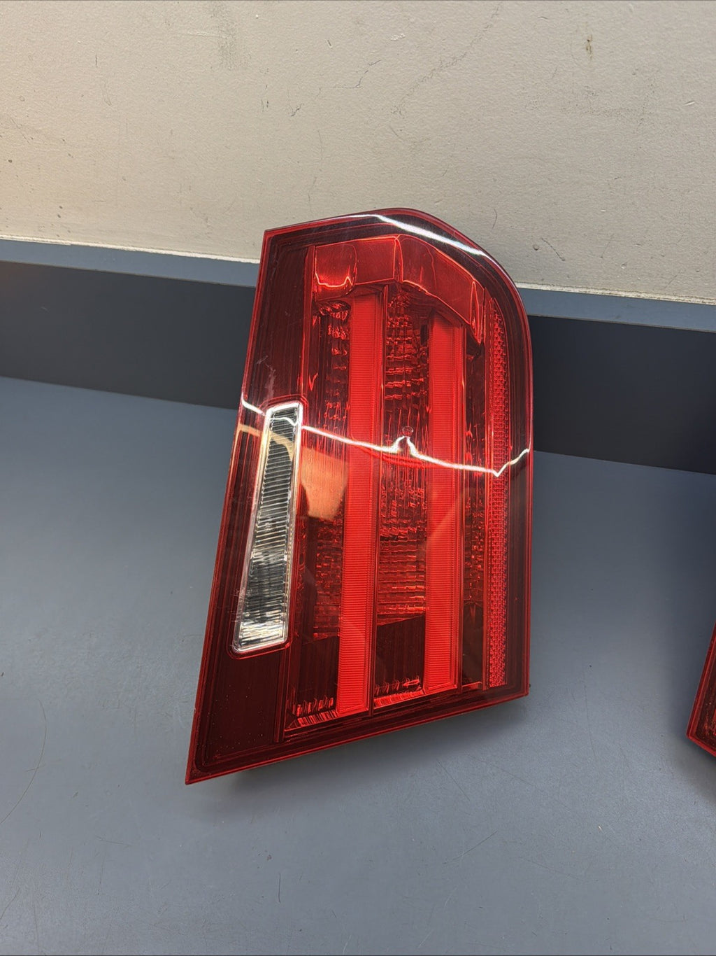 12-15 BMW F30 328I 335I RIGHT + LEFT SIDE INNER TAIL LIGHT PAIR 7371112 7371111