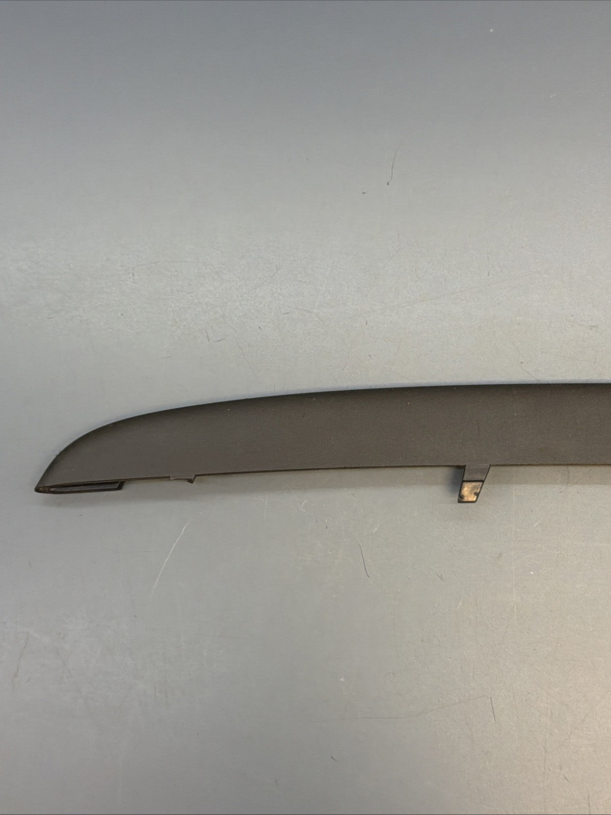 06-08 E90 E91 BMW 328I 335I FRONT BUMPER LOWER LEFT GRILLE INSERT TRIM T0615