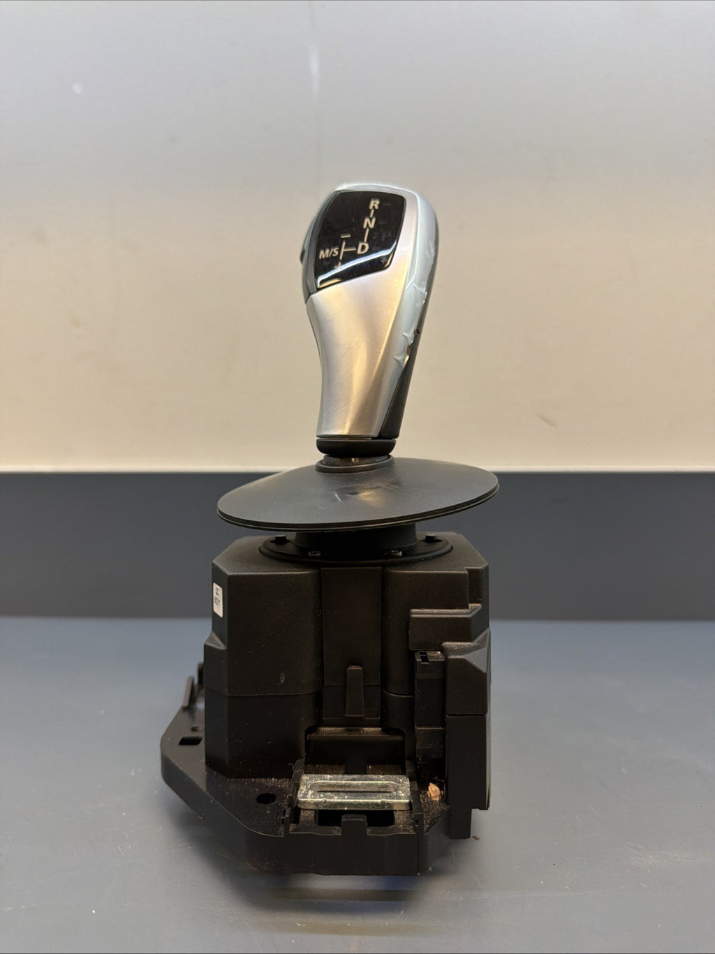 08-10 BMW 528I LCI AUTOMATIC GEAR LEVER FLOOR SHIFT SHIFTER BOX 9189638 OEM