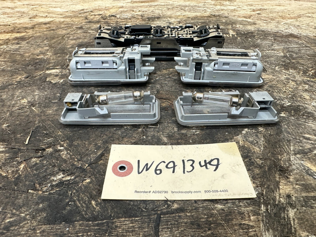 BMW 98-10 E83 E53 E83 X3 X5 INTERIOR READING LIGHT SET 6962046+36+140929+30