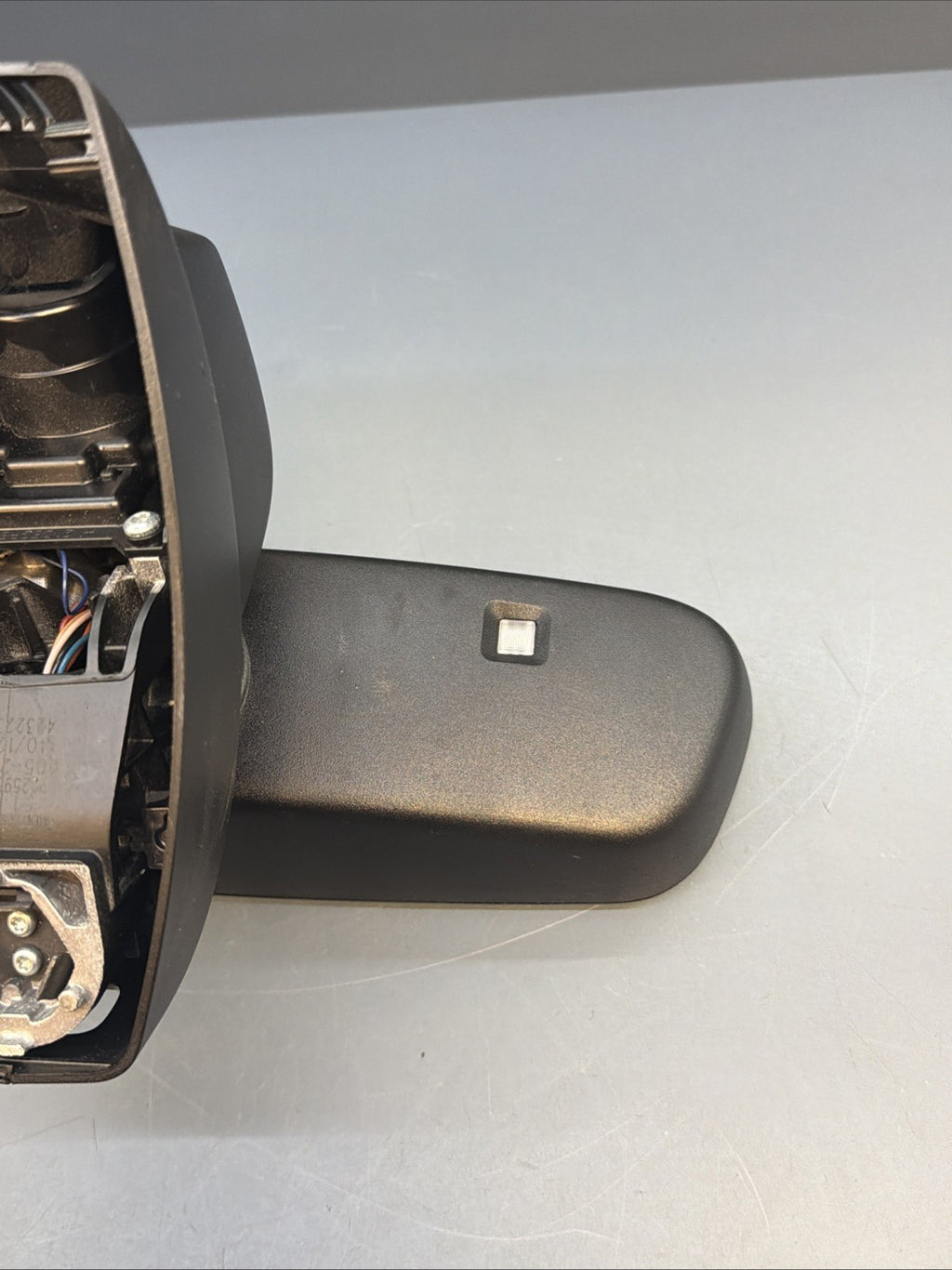 2010-2013 BMW X5 Rear View Mirror Black Auto Dim Compass OEM 922598001