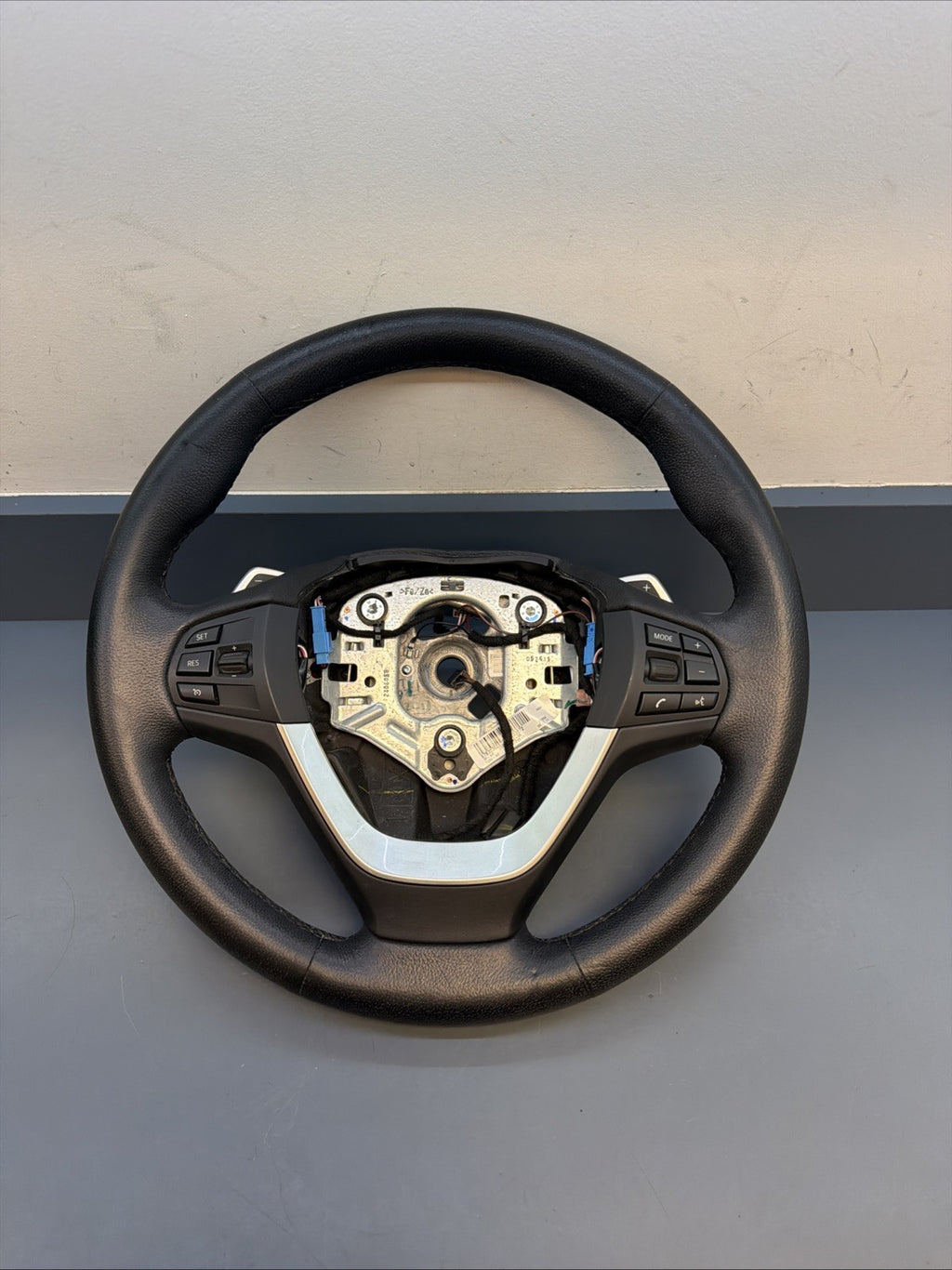 BMW 2011-2017 F25 X3 BLACK LETHER STEERING WHEEL HEATED SPORT OEM 2406058