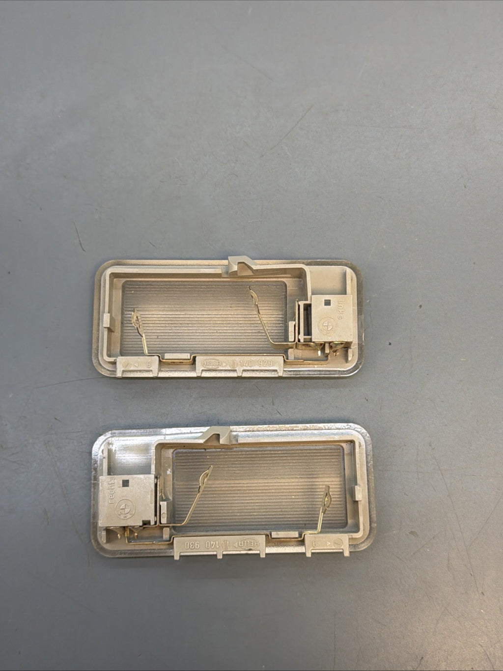 2004 - 2010 Bmw X3 E83 Light Lamp Hella Set Of 2 Interior 140929 Oem GRAY