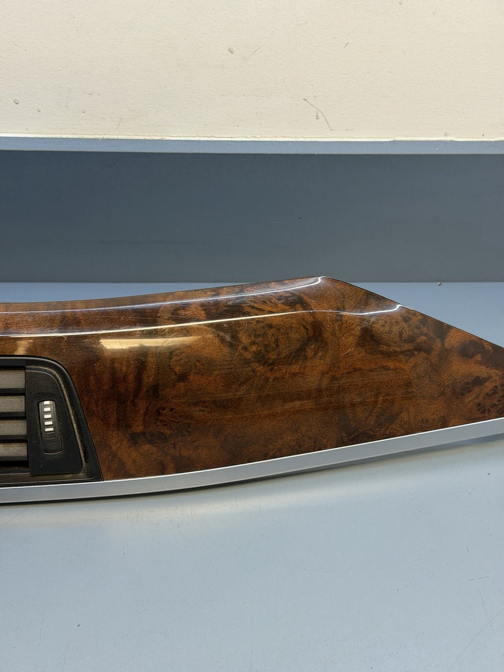 12-15 BMW F30 328i 335i Center Dash Trim Molding W/ Air Vents 9218552 OEM