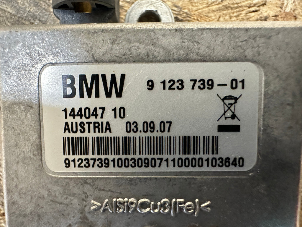 BMW 07-10 1/3/5/6/7 SERIES Z4 USB AUDIO INTERFACE HUB OEM 9123739