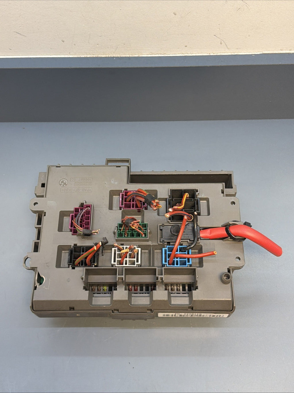 BMW 1 3 X1 Series E90 E91 E84 E87 Fuse Box Front Power Distribution 9119444