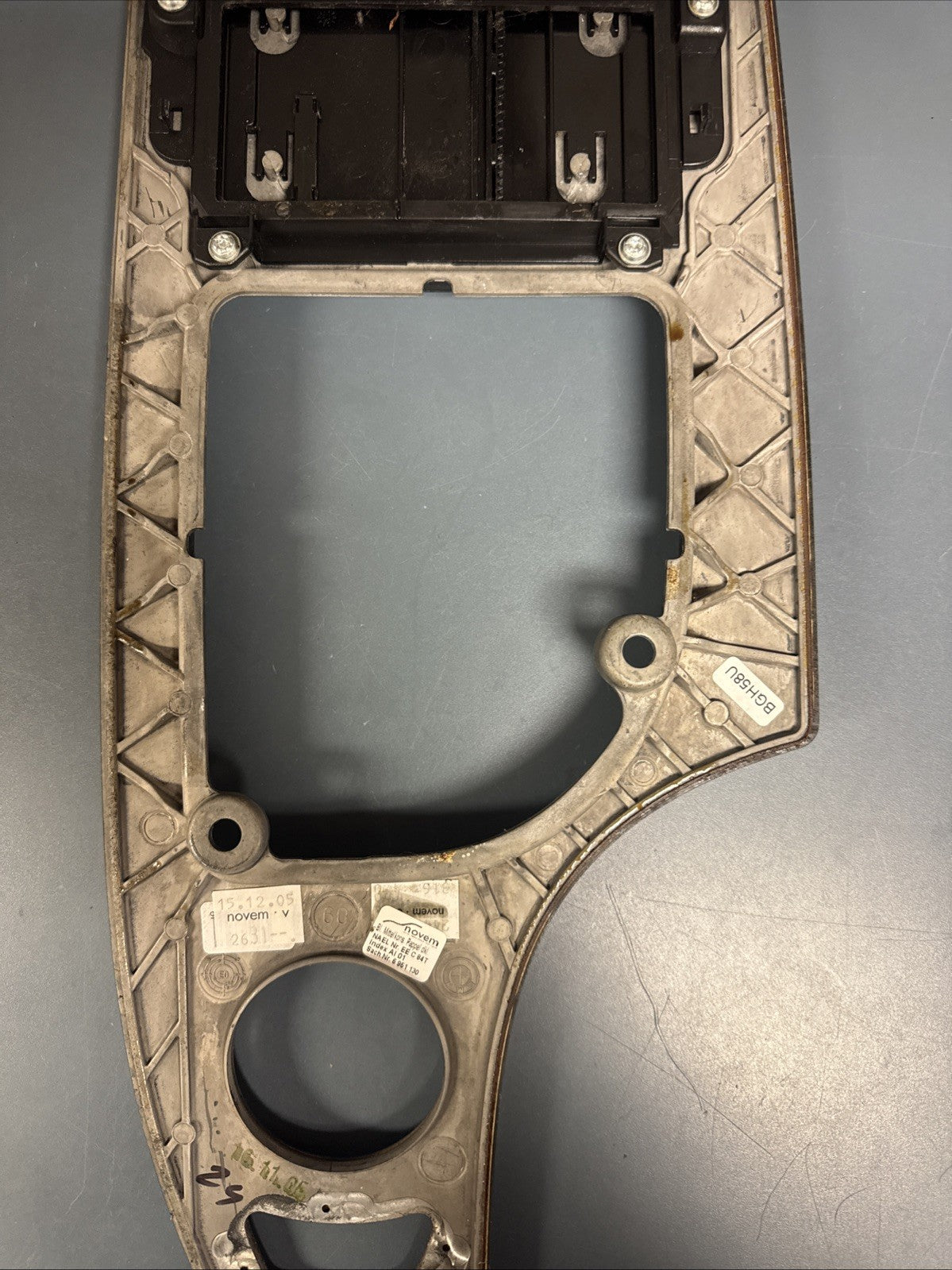 06-10 BMW 530xi E60 Center Shifter Console Dark Wood Trim Panel OEM A8 6951130