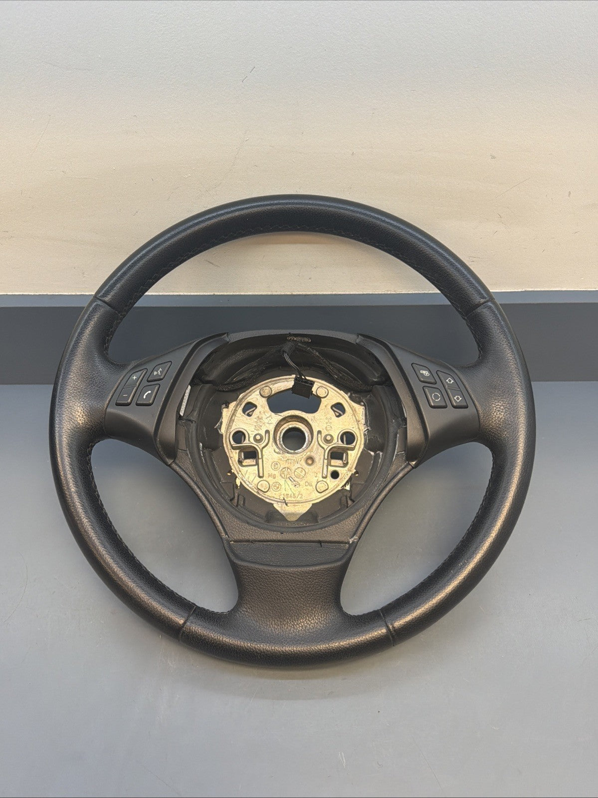 BMW 2006-2012 E90 E9X 3 SERIES BLACK LEATHER STEERING WHEEL OEM 3375E901