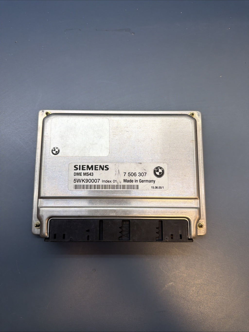 00-06 BMW E46 3/5 Series Z3 M54 Engine DME ECU Ignition Control Compute 7506307