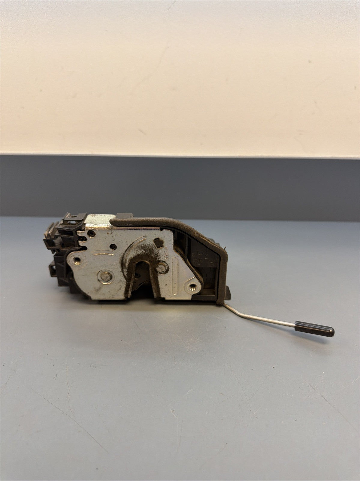 12-18 BMW F30 328i 335i Rear Left Side Door Lock Latch Actuator 7229459