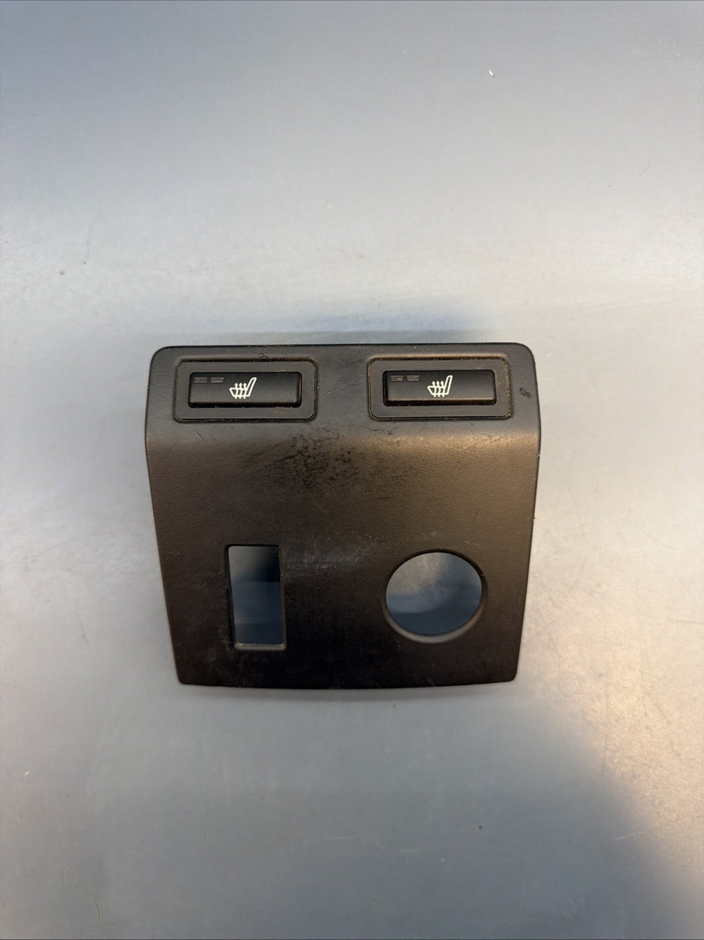 2007 - 2010 BMW X3 E83 Rear Seat Heat Control Switch Trim Panel 3422758 BLACK