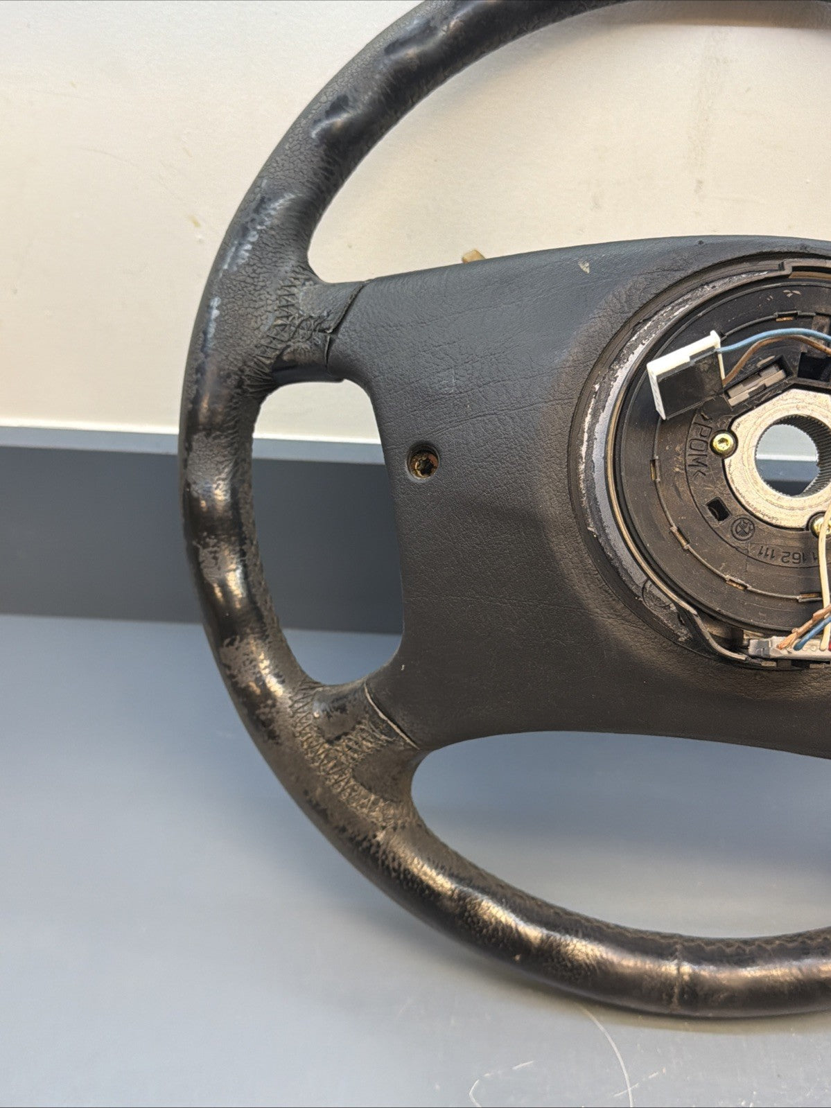 95-99 BMW E36 3-Series Z3 Factory 4-Spoke Standard Leather Steering Wheel OEM