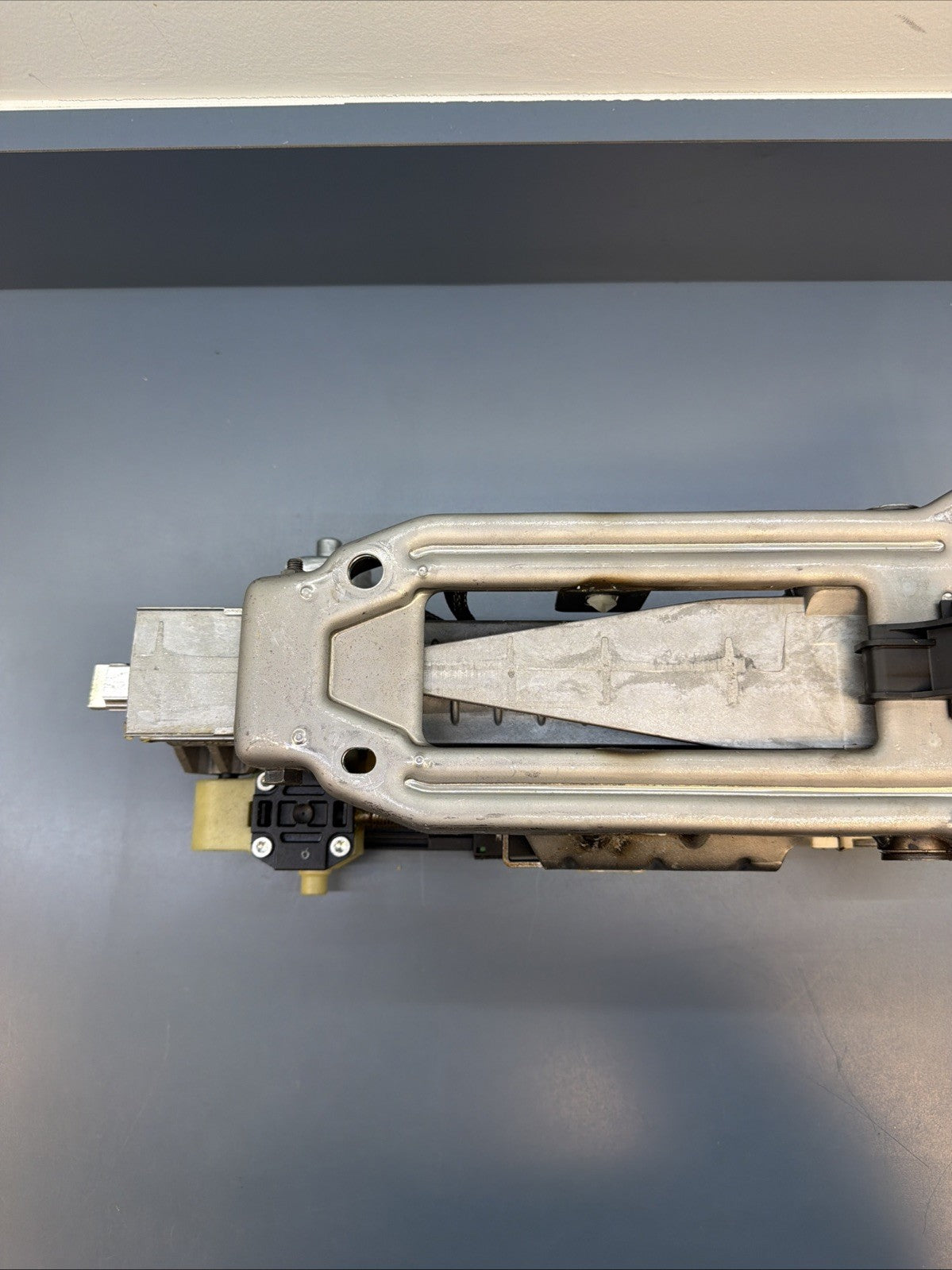 BMW POWER ELECTRIC STEERING WHEEL COLUMN ADJUSTMENT E70 E71 X5 X6 6786254
