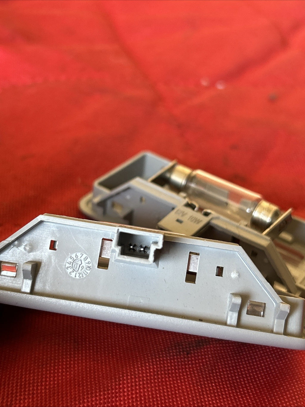 06-11 BMW E60,E61,E90,E91,E92 SUN VISOR INTERIOR LIGHT 6962011 SET OF 2 GREY